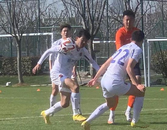 久久蜜桃亚洲一区二区